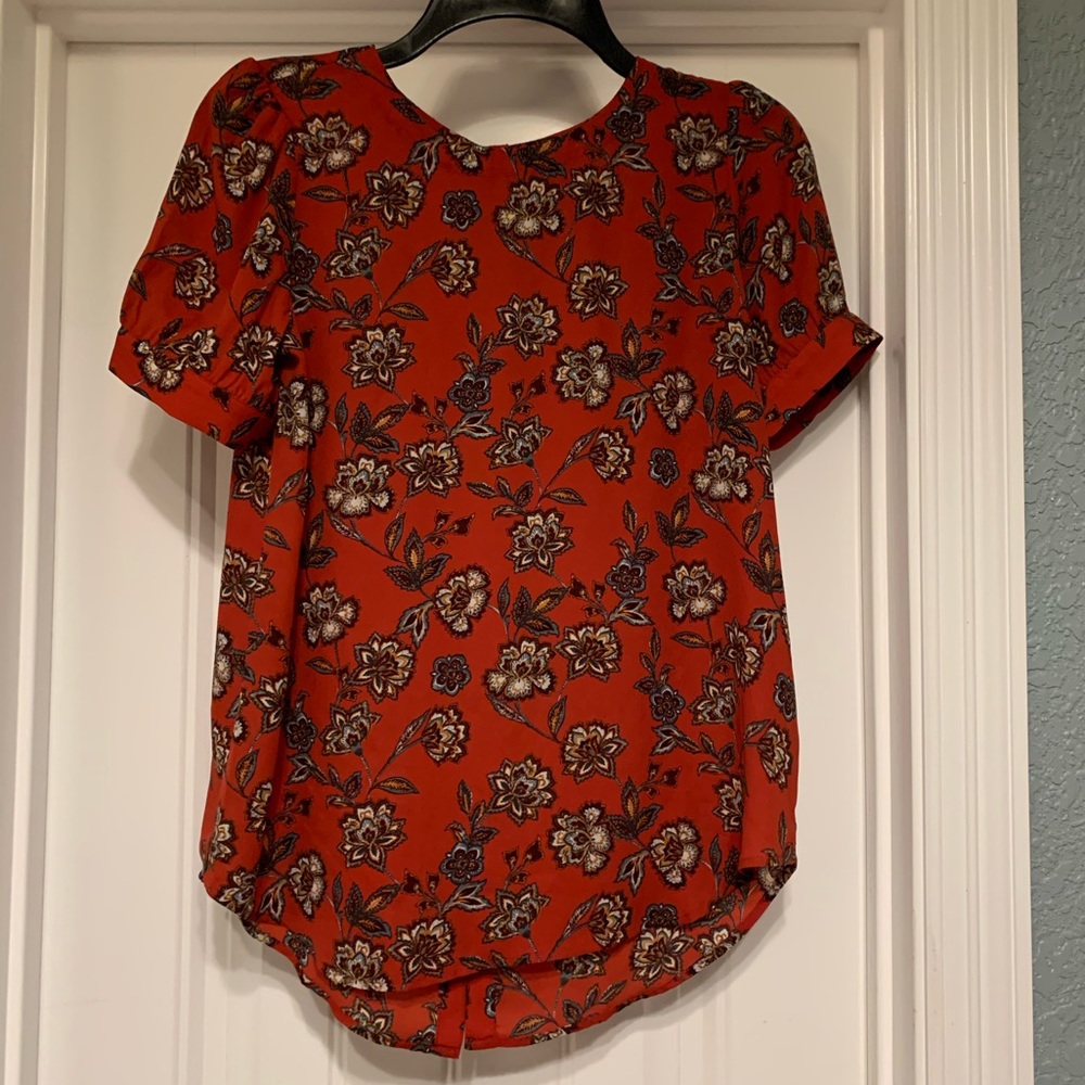 LOFT blouse with button back detail. XS like new